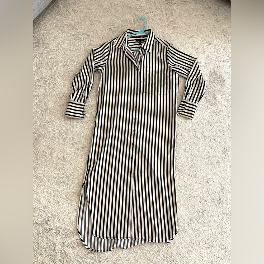 BANANA REPUBLIC - Black/Tan Striped Shirt Dress